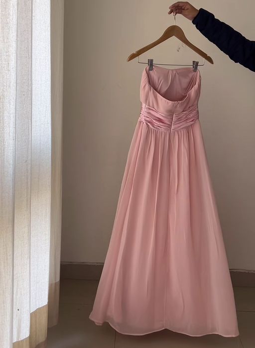 Продам платье новое