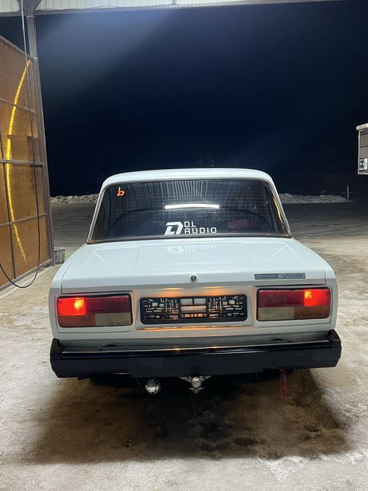 Продам авто ваз 2107