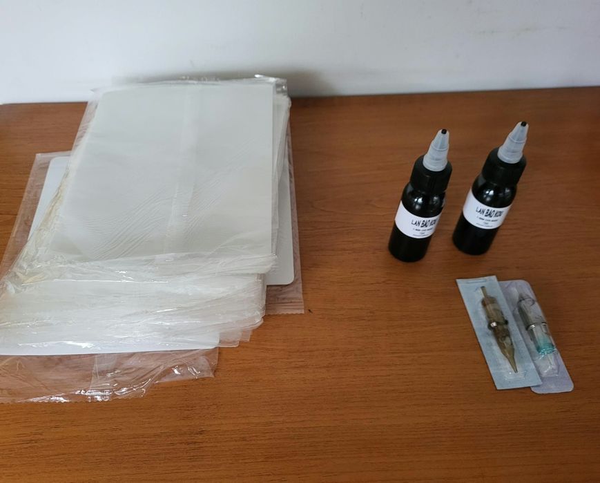 Materiale de tatuat
