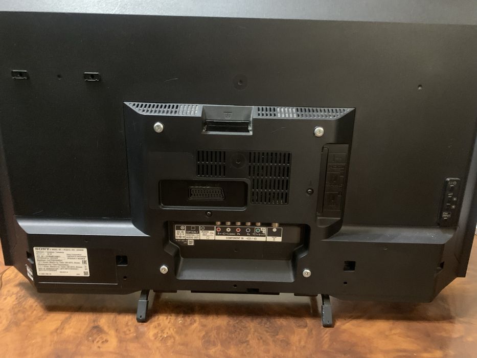 Продам телевизор Sony 32" диагональ