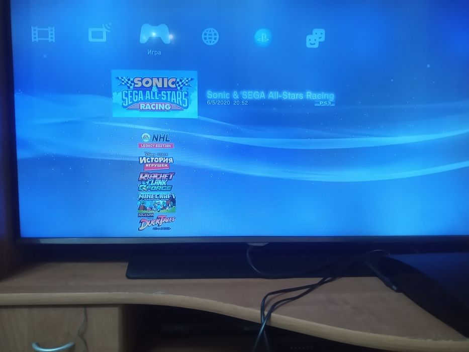 Продам sony playstation 3