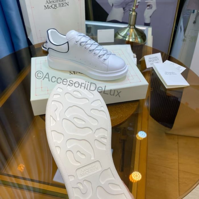 Alexander McQueen White/Black Sneakers Full Box [Verificare Colet]