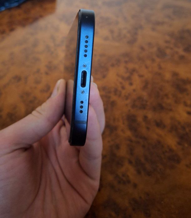 iphone 12 hotira 64 xich qati alishmagan ideal