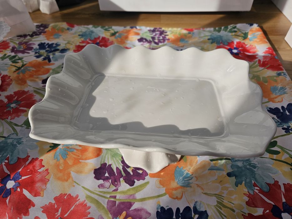 Блюда на ножке для сервировки