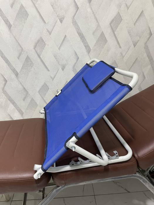 Продам Диваны Витринный шкафы, Кресло