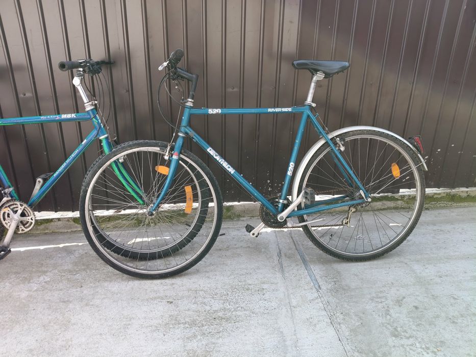 Vand biciclete ca noi 500 Lei Amândoua