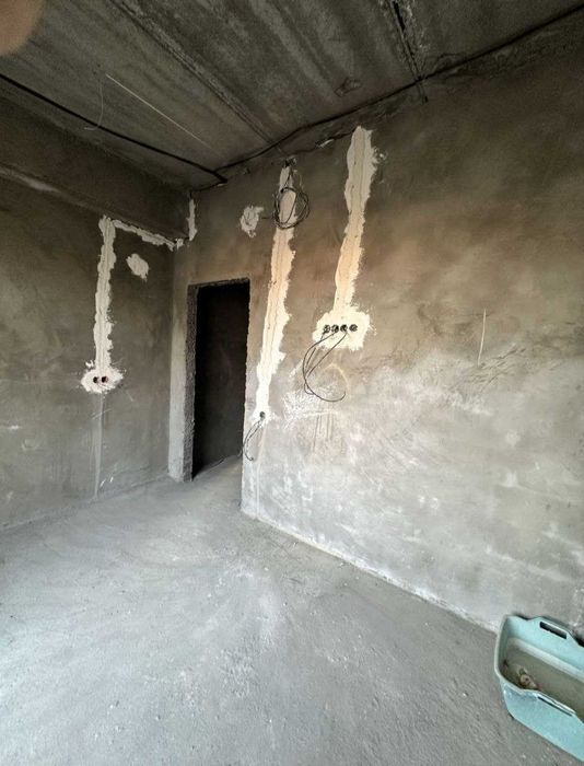 Продается 4-х Комнатная 7-Этаж/9 новостройка Пойтахт.