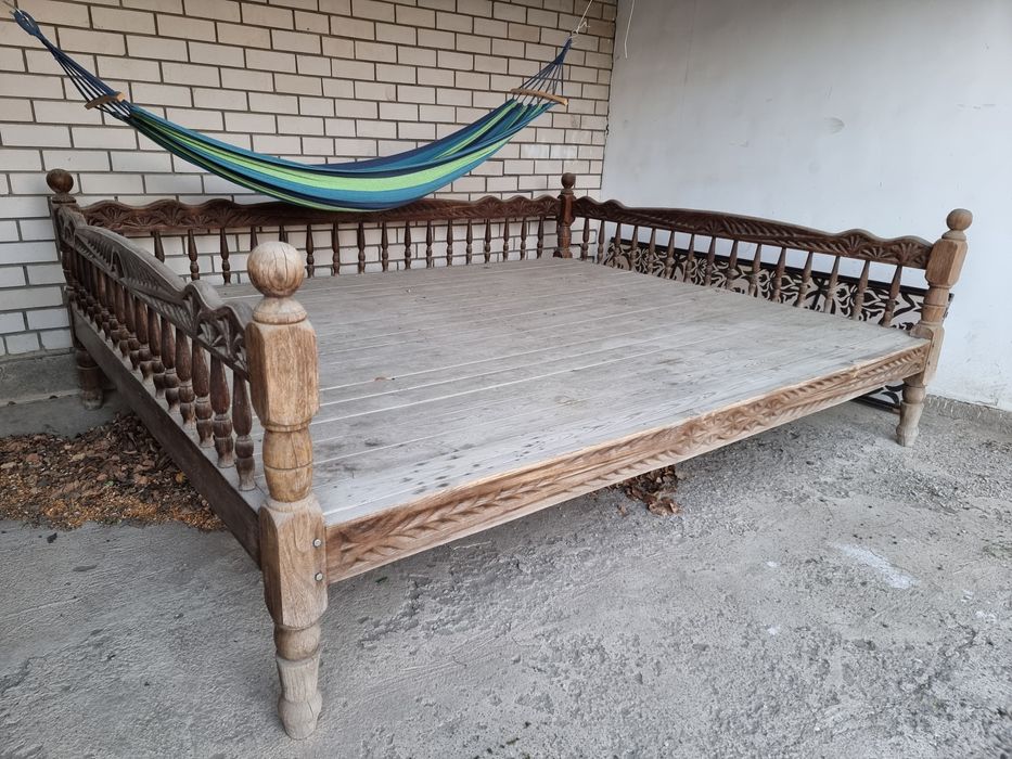 Продам тапчан 3*3 метра