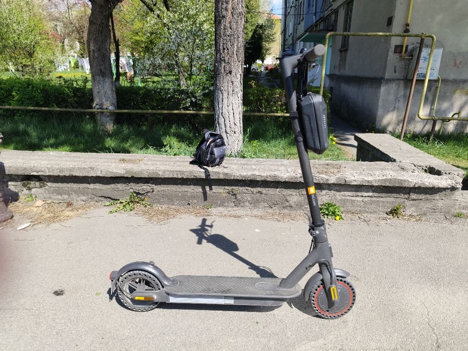 Trotineta electrica Xiaomi Mi Electric Scooter Pro 2