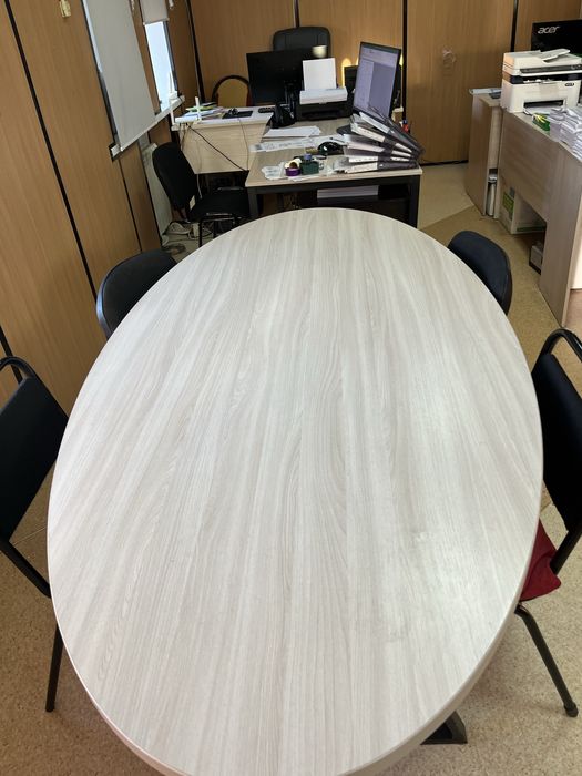 Офисная мебель продаётся