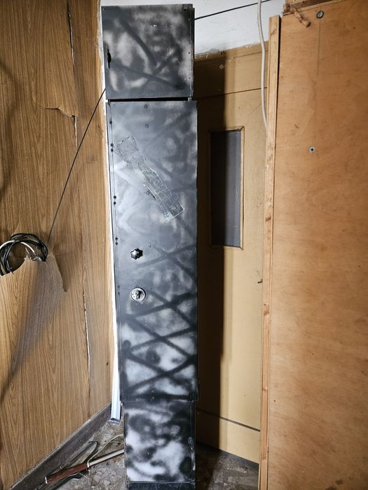 Каса за оръжие метална