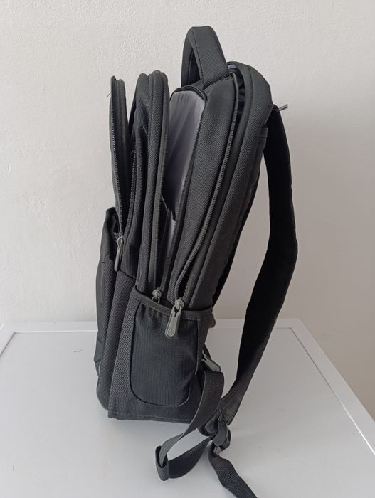 Ghiozdan laptop marca HP