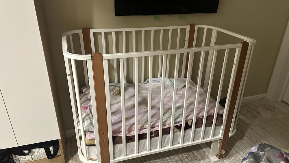 Манеж+матрас+шкаф+стульчик