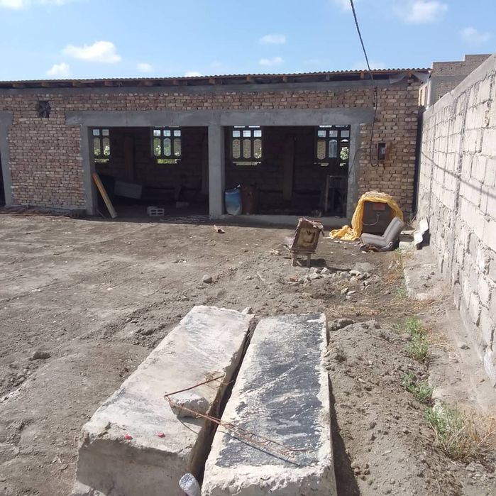 Срочно  сотилади еки аредага берилади фуралар учун