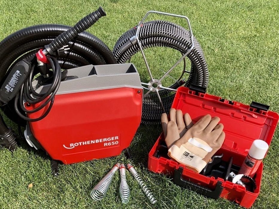 Чистка канализации. Устранение засоров.