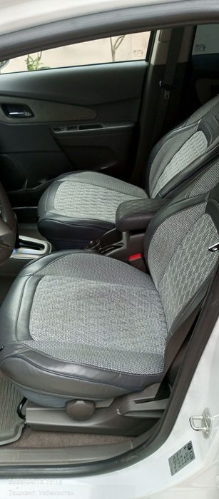 Продам Шевроле кобальт 2020 чистый краска родная