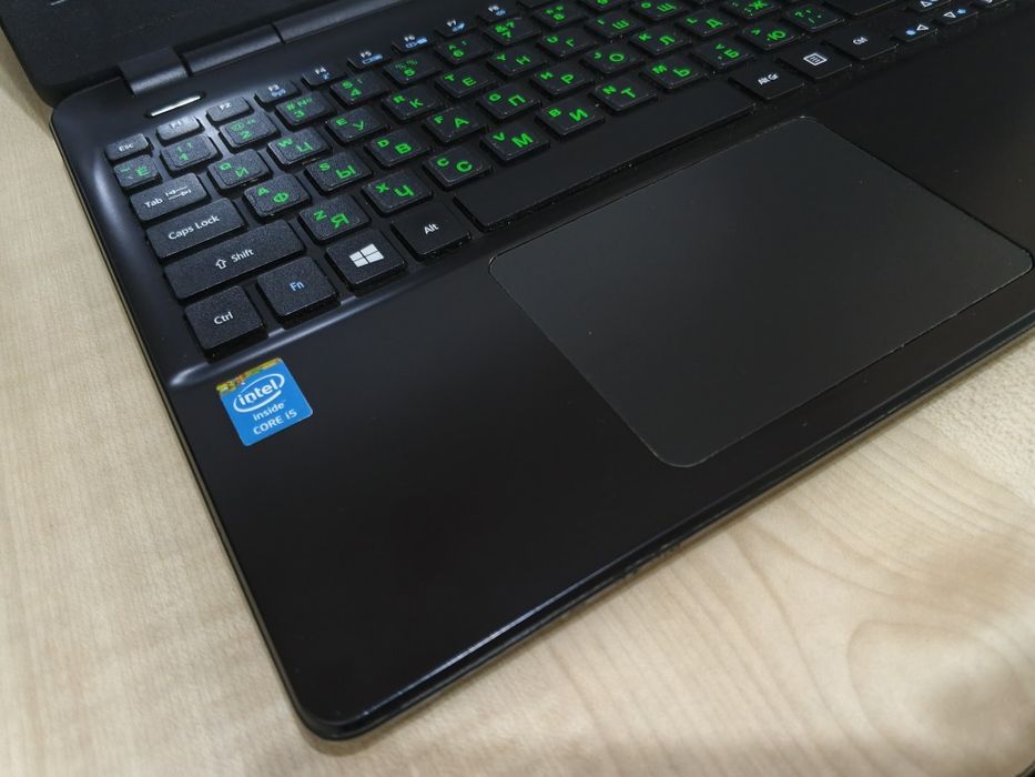 ACER E5-571 15,6" HD / CORE™ i5-4210U / 6GB DDR3L / 500GB HDD / DVD-RW