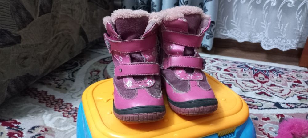 Детская обувь  на 2, 3 ,4 года