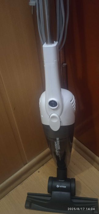 Вертикальный пылесос Deerma