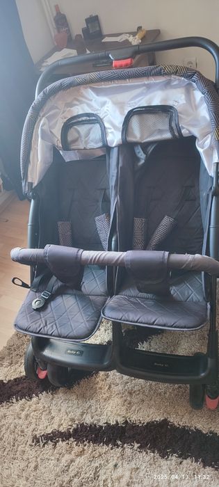 Cărucior Nou pentru gemeni