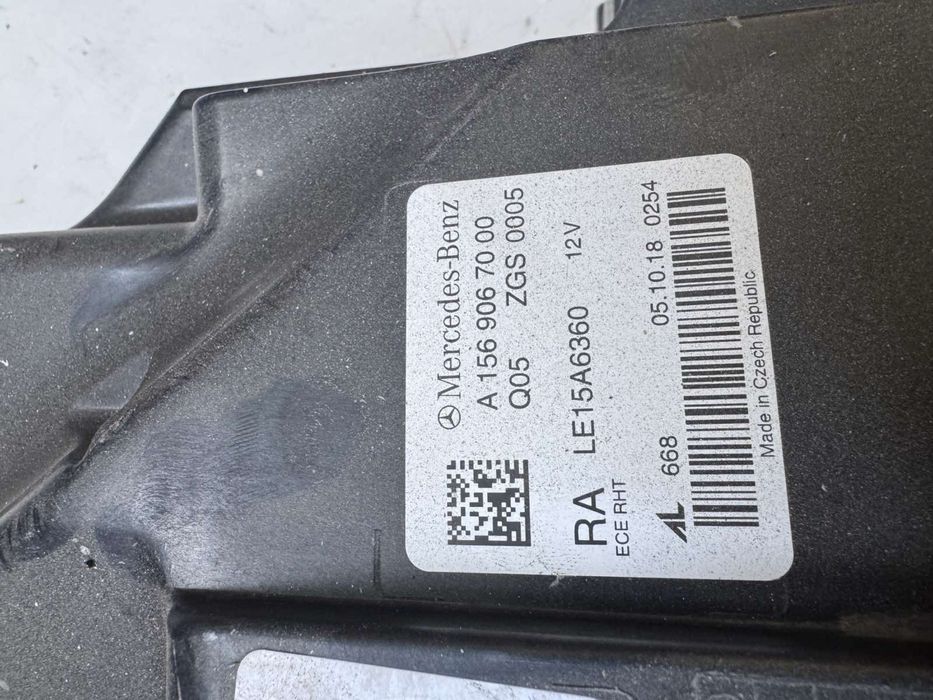 Фар за Мерцедес/Mercedes GLA