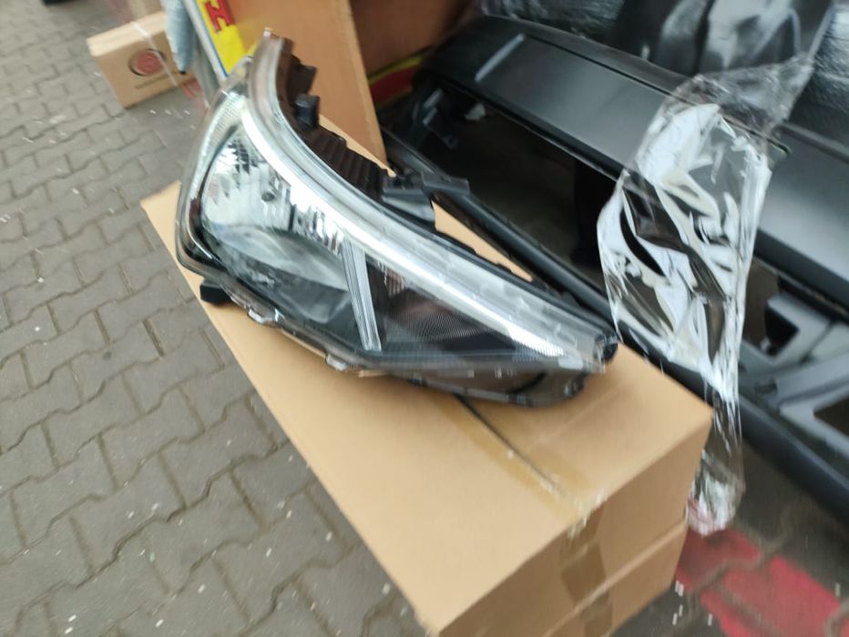 Фара  хундай Акцент 2020 год