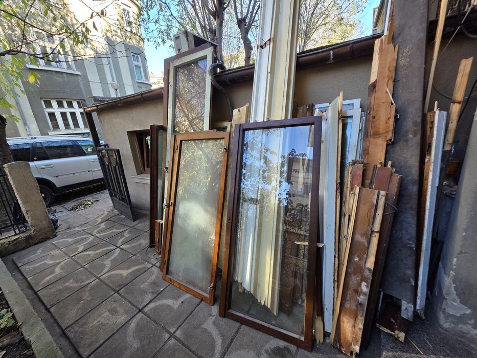 Подарявам дървени дограми, дървен материал.