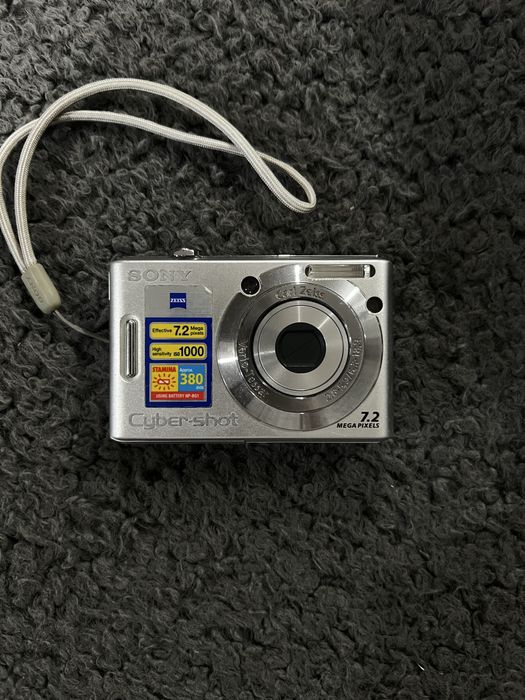 sony cybershot 7.2