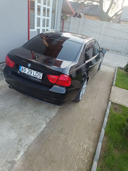 BMW 3 Series 2011