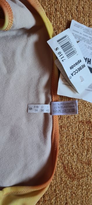 Бански Rebecca,Sразмер