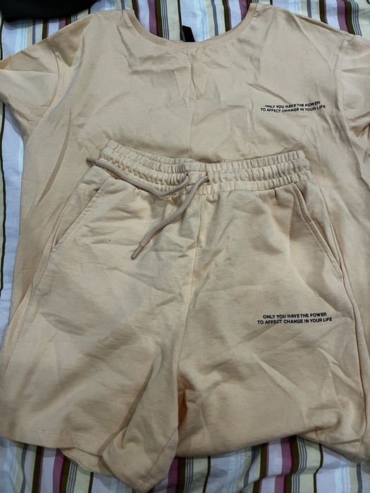 продам вещи для подростков