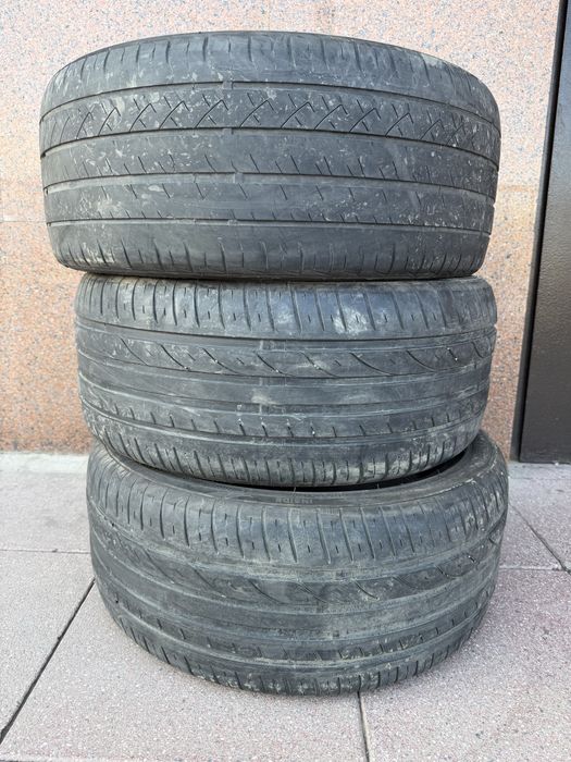 Продам резину 245/40/19