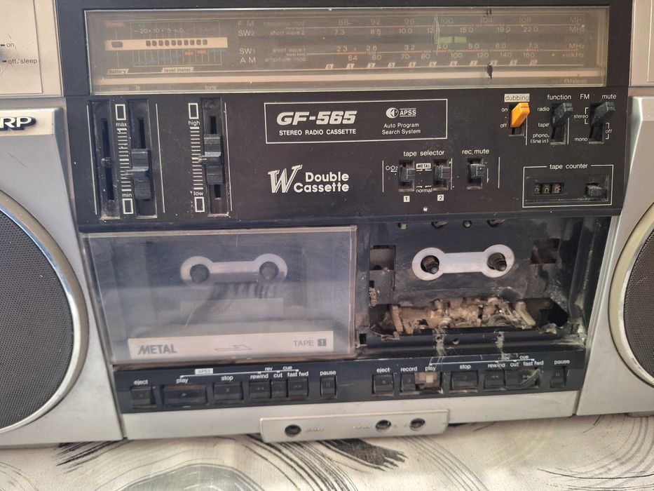 Антика касетофон Шарп 565 за части
