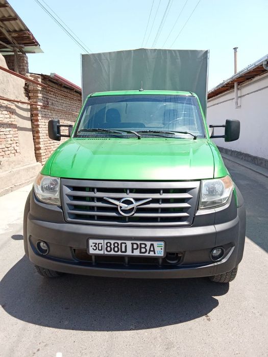 Уаз патриот сотлади