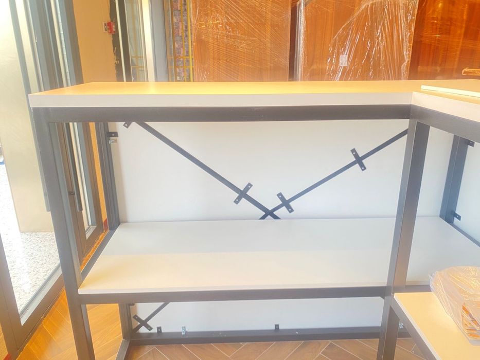 шкаф для салона