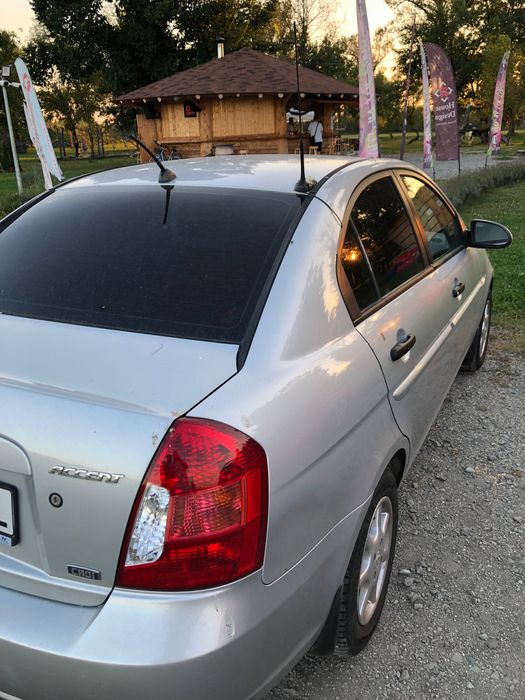 Hyundai accent 1.5 diesel Targu Jiu • OLX.ro
