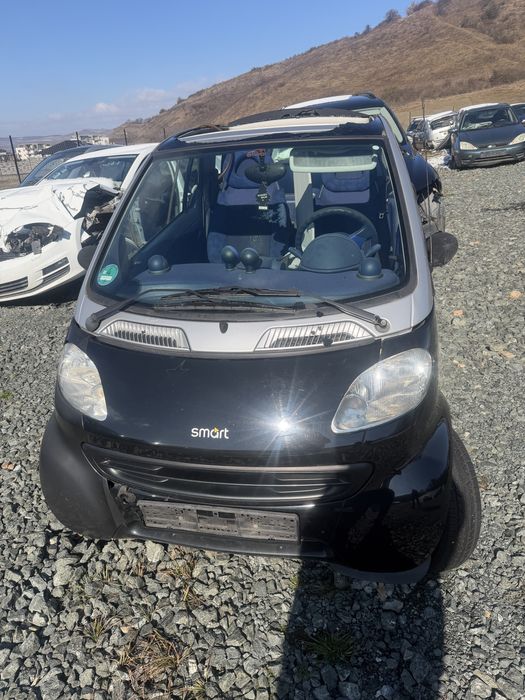 Dezmembram Smart  FourTwo