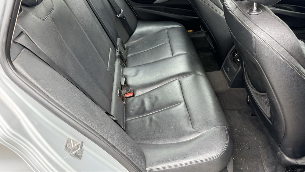 BMW F31 Кожен салон recaro