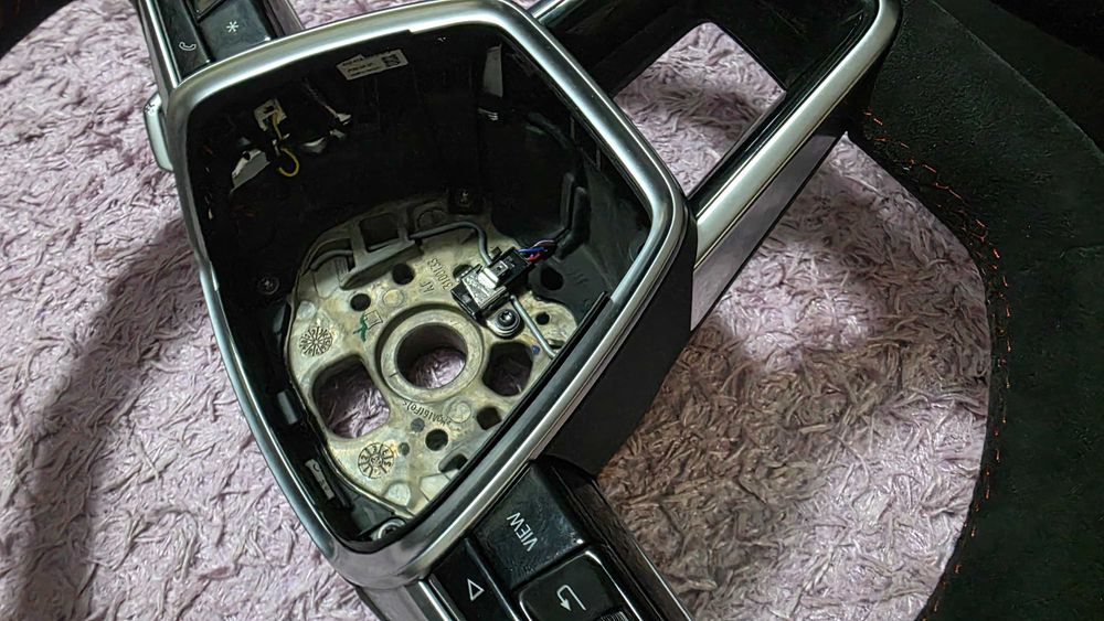 Волан за Audi A6 A7 A8 4K с оригинална алкантара кожа