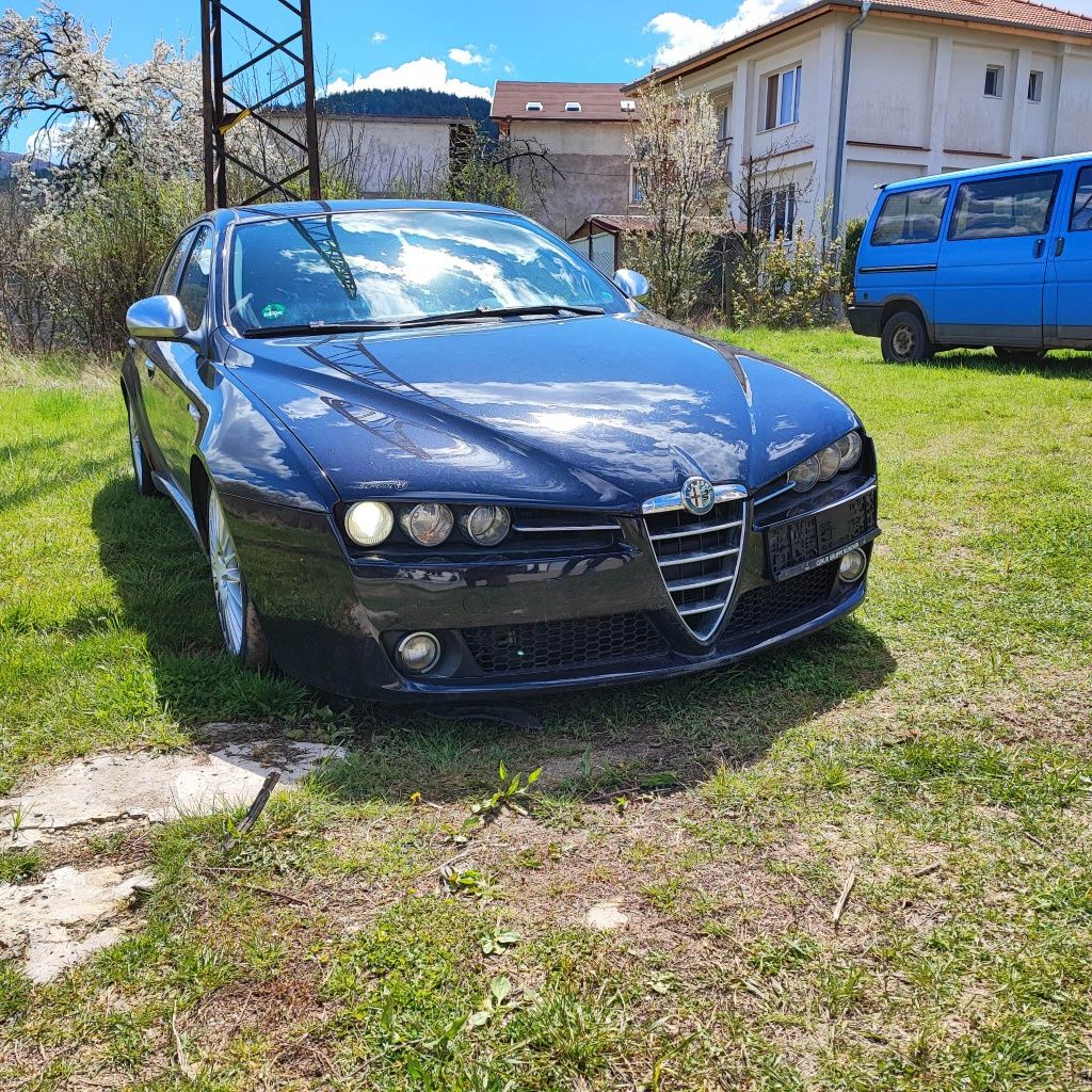 АЛФА 159 1,9 150К.С. на части гр. Перник Каменина • OLX.bg