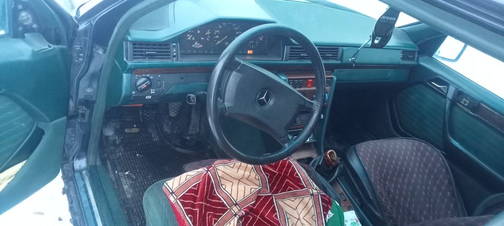 Продам мерседес200.