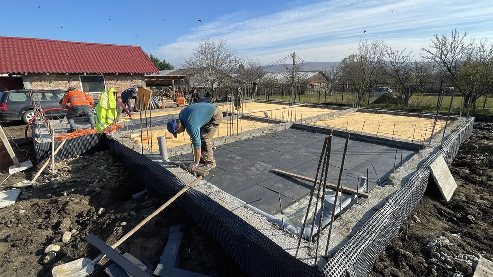 De vanzare  casa Parter cu Mansarda