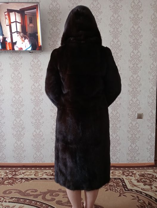 Норковая шуба продам