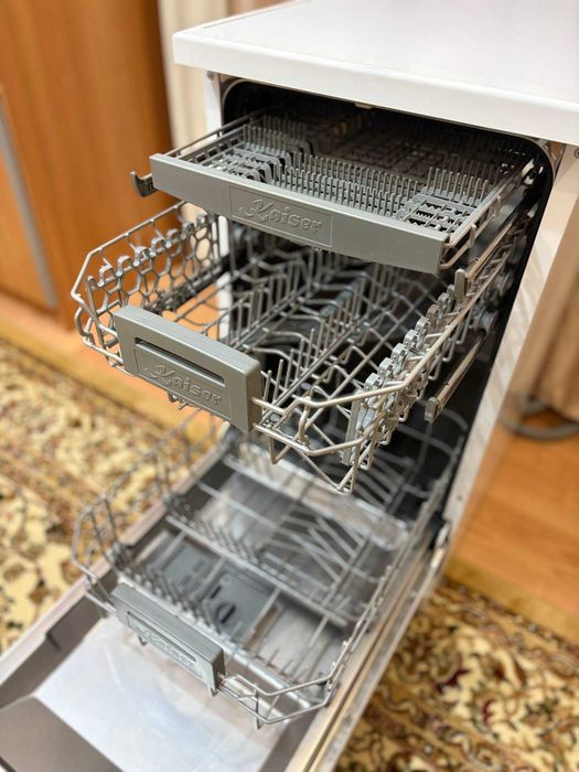 Продам посудомоечную машину