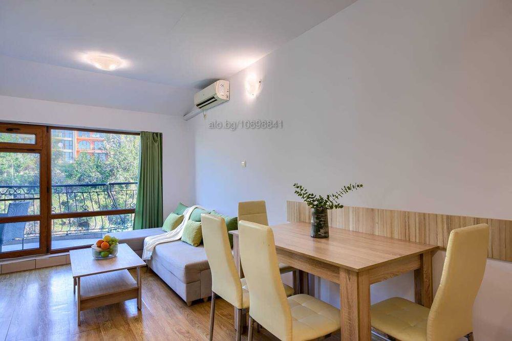 Продава се Тристаен апартамент в Свети Влас - 82 кв.м за 678 €/кв.м - Снимка #1