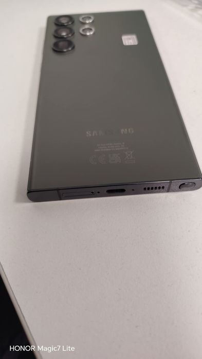 Здравейте! Продавам Samsung Galaxy S23 Ultra 12/512 GB, Green