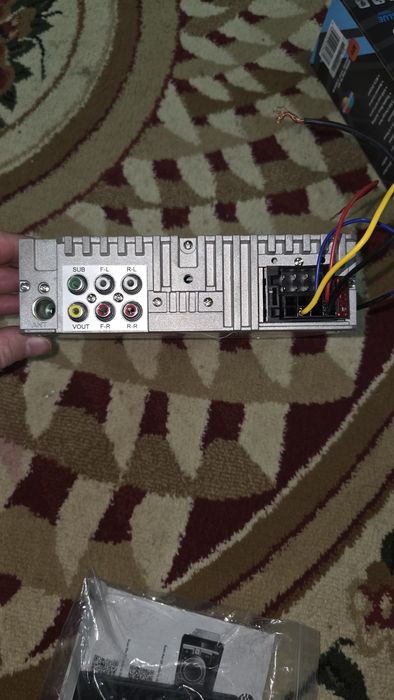 Магнитофон для машины