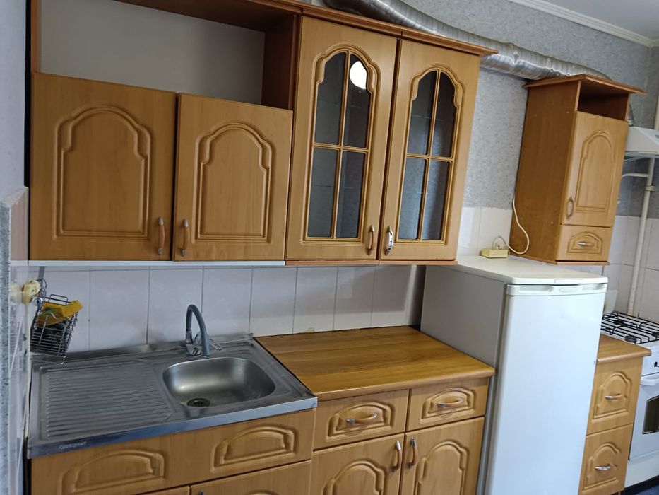 Сдам 2 комнату квар в центре