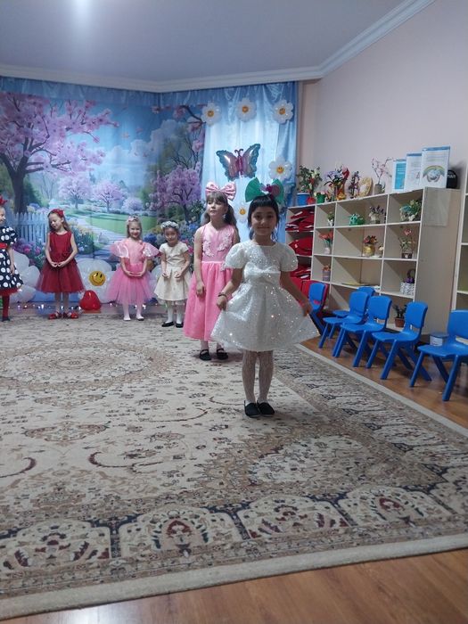 Продам нарядное платье