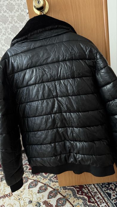 Продам мужские куртки